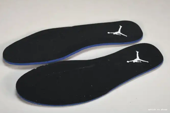 Cheap Royal Jordan Black Retro CT8527-018 Game 4 0514